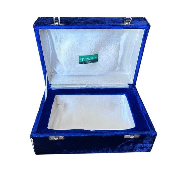 Blue Velvet Jewelry Box - Picture 2 of 8